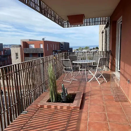 T2 Avec Terrasse, Parking Et Wifi - Fr-1-553-203 *
