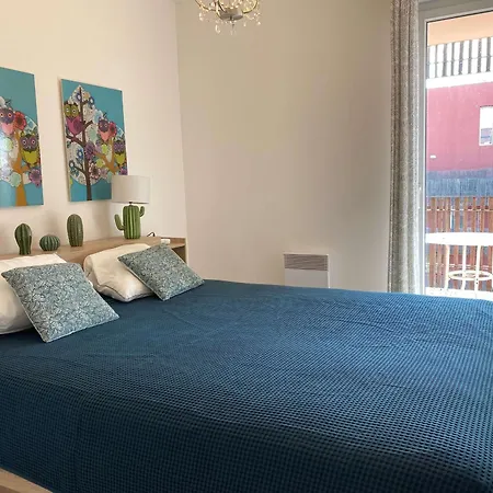 T2 Avec Terrasse, Parking Et Wifi - Fr-1-553-203 * بالاروك ليه بان